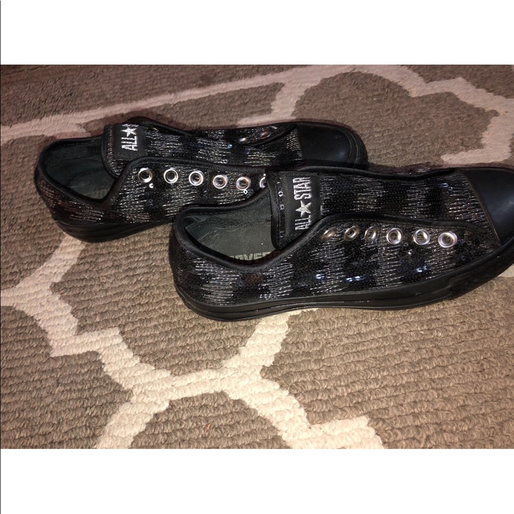 Sparkly converse sneakers